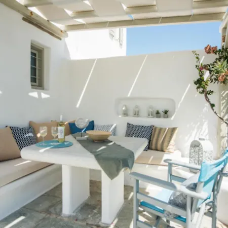 Apleton Paros * Isterni (Paros)