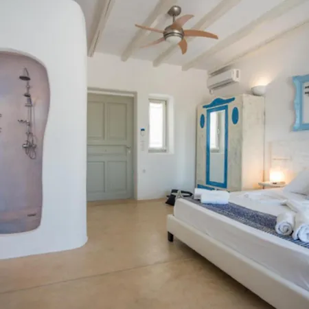 Apleton Paros Villa